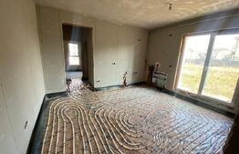 Apartament, parcare, 3 camere în comuna Giroc