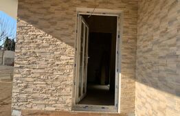 Duplex de 4 camere in Giroc (vatra veche a satului )