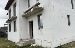 Duplex mediteranean 5 camere, 115 mp, 300 mp teren, Sacalaz