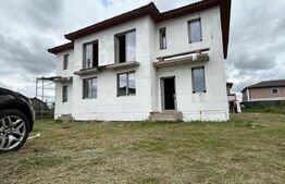 Duplex mediteranean 5 camere, 115 mp, 300 mp teren, Sacalaz