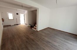 Casa insiruita, cocheta, de 89 mp, cu gradina si parcare, in Giroc