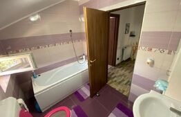 Duplex, 81mp utili, 200mp de teren, in Utvin