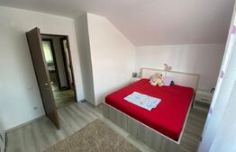 Duplex, 81mp utili, 200mp de teren, in Utvin