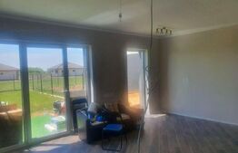 Duplex 4 camere, 70 mp, curte interioara, parcare, Mosnita Noua!