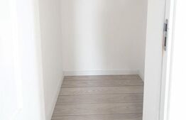 Apartament cu 3 camere, bloc nou,, GIROC