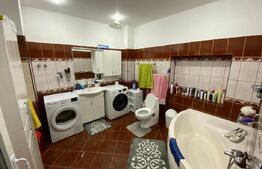 Casa 8 camere, individuala 190mp utili, 416mp teren, terasa inchisa in Lugoj