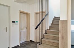 Vila cu etaj, Dumbravita zona CORA, 500 mp teren, 250 mp utili