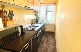 Apartament, 3 camere , 50mp , zona centrala 