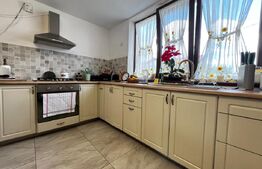 Individuala frumoasa,  proprietate, 6 camere, teren 525 mp, Remetea Mare