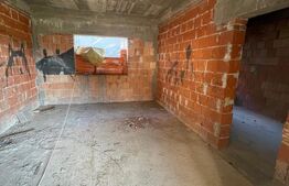 Casa individuala 300 mp utili!