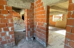 Casa individuala 300 mp utili!