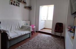 Apartament 2 camere, transformat in 3, amenajat, zone cafe, Soarelui