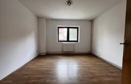 Ocazie! Casa de inchiriat, 12 camere, 355 mp, zona  Lipovei