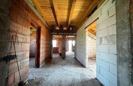 Casa individuala la rosu, 183 mp, teren 1100 mp, Carpinis 