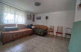 Casa batraneasca , vatra veche, teren 675, 2 fronturi stradale, Chisoda