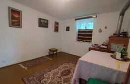 Casa batraneasca , vatra veche, teren 675, 2 fronturi stradale, Chisoda