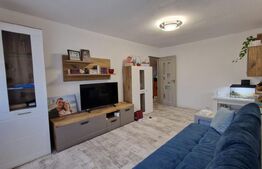 Apartament 3 camere, 56 mp, Lipovei
