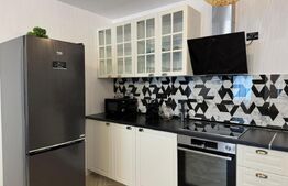 Apartament 4 camere,  renovat, 81 mp utili,  ultracentral,  PIata Unirii