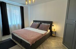 Apartament 4 camere,  renovat, 81 mp utili,  ultracentral,  PIata Unirii