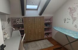 Apartament spatios, 152 mp utili,  la cheie cu gradina, zona Ronat