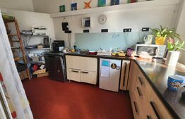 Casa, 4 camere, 200 mp, zona Vladeasa