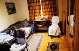 Casa, zona Balcescu-Elisabetin