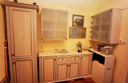 Casa, zona Balcescu-Elisabetin