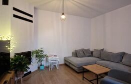 Casa la curte comuna, zona Sinaia