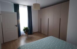 Casa la curte comuna, zona Sinaia