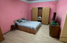 Casă individuală de vânzare în centrul Giarmatei, 175 mp utili și 641 mp teren