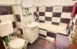 Apartament cu 3 camere, decomandat, zona Soarelui