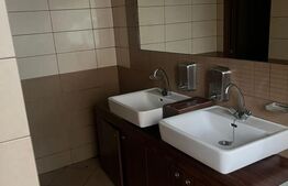 Spatiu comercial in COMPLEX, aproape de caminele studentesti, 123mp, 3 incaperi