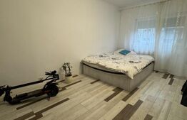Apartament 3 camere, 70 mp, zona Lipovei