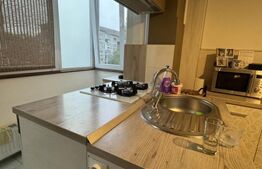 Apartament 3 camere, 70 mp, zona Lipovei