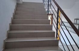 Apartament 2 camere, 62 mp, decomandat, zona Torontalului, parcare