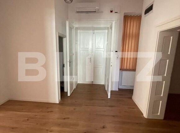 Apartament de închiriat 4 camere P-ta Unirii - 158538AI | BLITZ Timișoara | Poza1