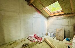 Casă Individuală Nouă, Construită din Beton Monolitic – Zona Lunei