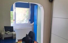 Apartament cu 4 camere, etaj intermediar, decomandat, zona Bucovina