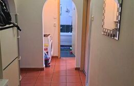 Apartament cu 4 camere, etaj intermediar, decomandat, zona Bucovina
