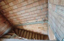 Duplex,finisaje la alegere 4 Camere, 93 mp utili, 290 mp teren, partea de Urseni