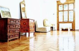 Apartament 2 camere, 110 mp, cladire istorica 