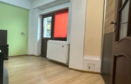 Apartament 3 camere, 77 mp, zona Modern