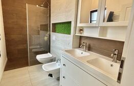 Duplex superb, 5 camere, 3 bai, balcon, terasa, teren, Dumbravita 