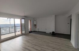 Apt superb 3 Camere, cu terasa, panorama de vis spre padure