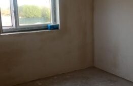 Duplex ca o casă individuală , Urseni, cu acces asfaltat!