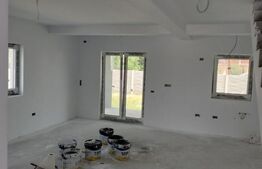Duplex spectaculos 4 camere in Mosnita veche