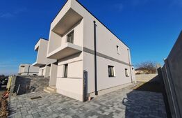 Duplex spectaculos 4 camere in Mosnita veche