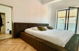 Penthouse luxuriant, 3 camere, 2 bai, 76mp + 9 mp balcon, loc de parcare, Giroc