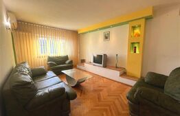 Apartament cu 3 camere, semidecomandat, zona Soarelui