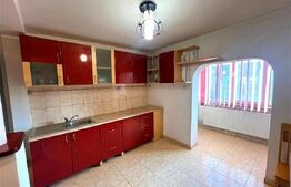 Apartament cu 3 camere, semidecomandat, zona Soarelui